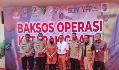 Bhakti-Sosial-Operasi-Katarak-di-Papua,-Wakapolda-Dampingi-Mensos-Kunjungi-RS-Bhayangkara