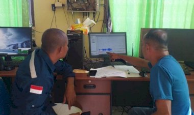 Gunung-Lewotobi-Erupsi:-Bhabinkamtibmas-Imbau-Warga-Waspada-dan-Lakukan-Koordinasi-Aktif