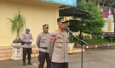 Karoops-Polda-NTT-Memotivasi-Personel-OMB-Turangga-Demi-Keamanan-Pemilu-2024