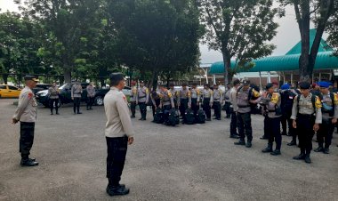 Karoops-Polda-NTT-Lepas-96-Personel-BKO-Polres-Mabar-dan-Manggarai-untuk-Pengamanan-Pemilu-2024