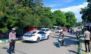 Satgas-Kamseltibcarlantas-OMB-Turangga-Gelar-Patroli-untuk-Antisipasi-Gangguan-Keamanan-dan-Kemacetan-di-Kota-Kupang