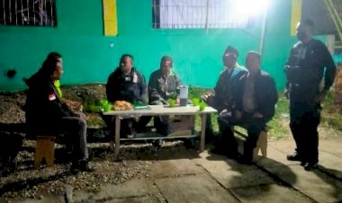 Beri-Rasa-Aman-dan-Nyaman-Pada-Pelaksanaan-Shalat--Tarawih,--Polres-TTS--Melaksanakan-Pengaman-di-Masjid