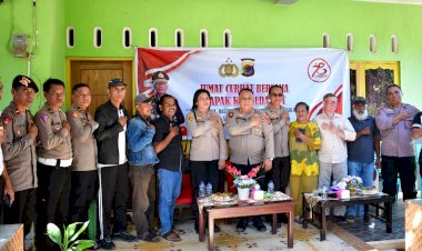 Polda-NTT-Adakan-Jumat-Curhat-di-Kelurahan-Belo-untuk-Dengar-Aspirasi-Warga