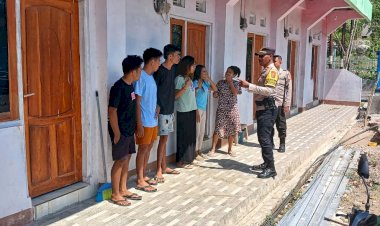 Subsatgas-Binmas-Sasar-Penghuni-Kos-dalam-Sosialisasi-Pilkada-Serentak-2024-di-Oesapa