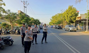 Personel-Ops-Mantap-Praja-Turangga-Lakukan-Pengamanan-Kampanye-Paslon-Gubernur-di-Jalan-Perintis-Kemerdekaan