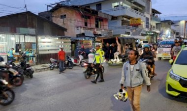 Satgas-Kamseltibcarlantas-Ops-Mantap-Praja-Turangga-Lakukan-Pengaturan-dan-Pengamanan-Kampanye-Dua-Paslon-di-Kota-Kupang