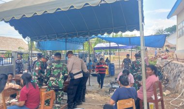 Misi-Kemanusiaan-TNI-Polri:-Suplai-Makanan-Siap-Saji-bagi-Pengungsi-Gunung-Lewotobi