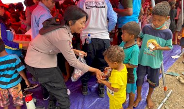 Ratusan-Anak-Korban-Erupsi-Lewotobi-Ikuti-Trauma-Healing-Bersama-Polda-NTT