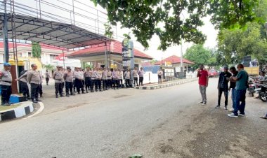 Jamin-Situasi-Kondusif,-Kapolres-Belu-Pimpin-Langsung-Pengamanan-Aksi-Damai-Forum-Masyarakat-Belu-Peduli-Kesehatan