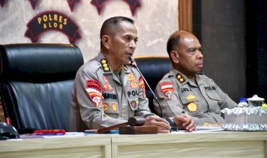 Karo-Ops-Polda-NTT-Tekankan-Kesiapan-Personel-dalam-Lat-Pra-Ops-Operasi-Ketupat-Turangga-2025