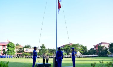 Polda-NTT-Gelar-Upacara-Hari-Kesadaran-Nasional,-Wakapolda-Tekankan-Semangat-Pengabdian