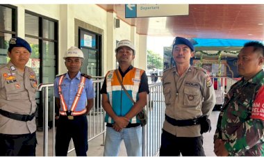 Satgas-Banops-Ditpolairud-Kawal-Ketat-Keamanan-di-Pelabuhan-Tenau-Kupang