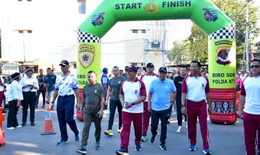 Olahraga-Bersama-Polda-NTT:-Rayakan-Hari-Bhayangkara-ke-79-dengan-Semangat-Kolaborasi