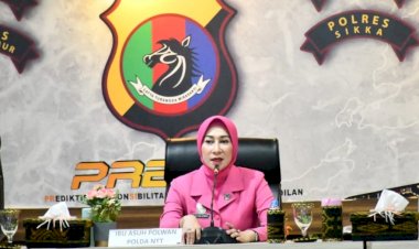 Ibu-Asuh-Polwan-Polda-NTT-Ajak-Srikandi-Bhayangkara-Terus-Berkarya-dan-Menginspirasi