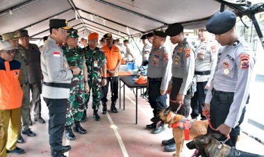 Wakapolda-NTT-Cek-Kesiapan-Personel-dan-Peralatan-Hadapi-Potensi-Bencana-Hidrometeorologi