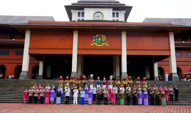 Pimpin-Wisuda-Prajurit-Taruna,-Kapolri-Tekankan-Sinergitas-TNI-Polri-untuk-Wujudkan-Indonesia-Emas-2045