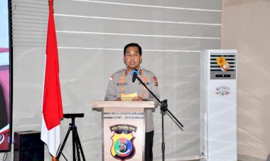 Kapolda-NTT-Pimpin-Apel-Siaga-Kamtibmas,-Komitmen-Bersama-Dikukuhkan:-NTT-Aman-untuk-Indonesia-Hebat