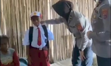 Sentuhan-Kepedulian-Kapolda-NTT-untuk-Siswa-di-Pedalaman-TTS:-Polwan-Serahkan-Bantuan-Sekolah-kepada-Devanto-Sunbanu