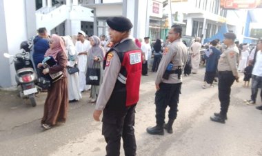 Ops-Ketupat-Turangga-2026:-Personel-Polda-NTT-dan-Polresta-Kupang-Kota-Amankan-Salat-Idul-Fitri-Umat-Muslim-Muhammadiyah-di-Kampus-UMK