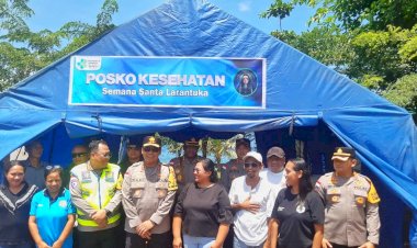 Kapolda-NTT-Tinjau-Posko-Kesehatan-Semana-Santa-di-Larantuka,-Pastikan-Pelayanan-untuk-Peziarah-Optimal
