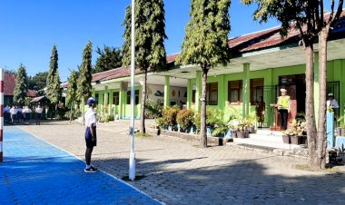 Program-Kapolda-NTT,-Polisi-Serentak-Jadi-Irup-di-Sekolah:-Tanamkan-Disiplin-hingga-Cegah-Kekerasan-pada-Pelajar