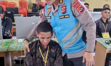 Karo-SDM-Polda-NTT-Beri-Motivasi-Humanis-kepada-Casis-yang-Gugur-di-Tes-Psikologi