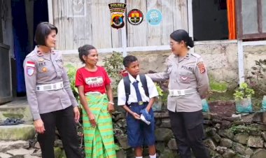 Kapolda-NTT-Ulurkan-Kepedulian-untuk-Otni,-Siswa-SD-di-Mollo-Utara-yang-Viral-karena-Sisihkan-Daging-untuk-Ayah
