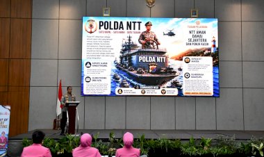 Satu-Kapal-Menuju-Generasi-Emas,-Polda-NTT-Gelar-Seminar-The-Art-of-Smart-Parenting-Sambut-HUT-Bhayangkara-ke-80-dan-HKGB-ke-74