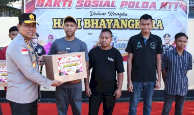 Kapolda-NTT-Bagikan-100-Paket-Sembako,-Wujud-Kepedulian-Polri-kepada-Masyarakat-di-HUT-Bhayangkara-ke-80