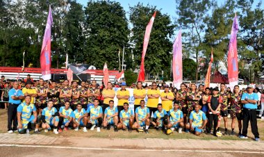 Satbrimob-Juarai-Turnamen-Bola-Voli-Antar-Satker-Polda-NTT,-Taklukkan-Ditpolairud-2-1-di-Final-Dramatis
