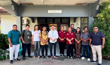 157-Ballpress-Pakaian-Bekas-Impor-Ilegal-Dilimpahkan-ke-Kejaksaan,-Dirreskrimsus-Polda-NTT-Tegaskan-Komitmen-Berantas-Penyelundupan