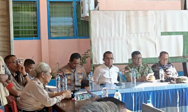 Gubernur-NTT-Bersama-Kapolda-dan-Forkopimda-Koordinasikan-Penanganan-Pascagempa-Sikka-dengan-Kepala-BNPB-RI-Melalui-Zoom-Meeting
