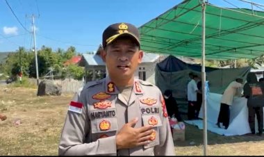 Jalur-Terputus-Akibat-Longsor,-Kapolres-Manggarai-Timur-Dirikan-Posko-dan-Pantau-Pengungsian-di-Lamba-Leda-Utara