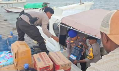 Kapolda-NTT-Salurkan-Bantuan-bagi-Warga-Terdampak-Gempa-di-Pulau-Longos-Manggarai-Barat