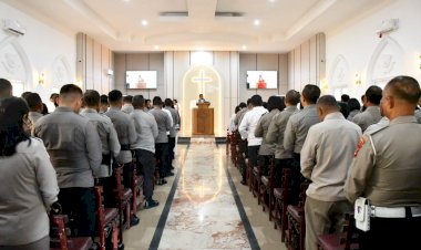 Tiga-Rumah-Ibadah,-Satu-Doa-untuk-Flores,-Polda-NTT-Bersatu-dalam-Doa-dan-Harapan