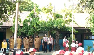Polda-NTT-Hadir-di-SDI-Labat-Kupang,-Tanamkan-Karakter-Positif-dan-Cegah-Perundungan-Sejak-Dini