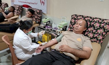 Polri-Bersama-Masyarakat,-Humas-Menjaga-Reputasi-Polri,--Bidhumas-Polda-NTT-Gelar-Donor-Darah