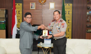 Kapolda-NTT-Irjen-Pol.-Reza-Arief-Dewanto-Silaturahmi-dengan-Ketua-Pengadilan-Tinggi-Kupang,-Perkuat-Sinergi-Penegakan-Hukum
