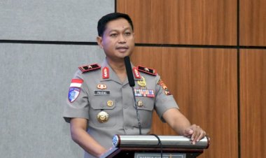 Wakapolda-NTT-Tekankan-Kinerja-Nyata-Polisi-Lalu-Lintas,-Tiga-Unit-Double-Cabin-Disiapkan-untuk-Polres-Terdampak-Bencana