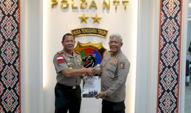Kapolda-NTT-Terima-Hasil-Penelitian-Puslitbang-Polri,-Dorong-Peningkatan-Kinerja-dan-Kualitas-Pelayanan