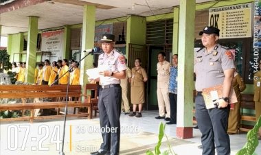 Cegah-Perundungan-di-Sekolah,-Ditbinmas-Polda-NTT-Edukasi-Pelajar-SMPN-10-Kupang