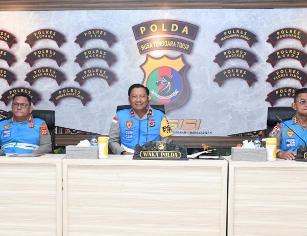 Tekankan Kejujuran dan Disiplin, Wakapolda NTT Ikuti Penandatanganan Pakta Integritas Seleksi SPPK, Sespimma, dan SIP 2026