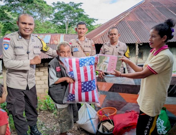 Polres Manggarai, Polda NTT Salurkan Bantuan Kemanusiaan kepada Lansia di Kecamatan Lelak
