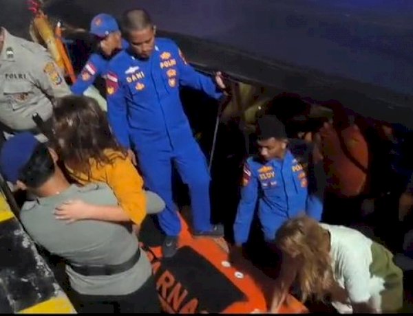 Ditpolairud Polda NTT dan Unsur Maritim Bergerak Cepat Pasca Tenggelamnya KM Putri Sakinah di Selat Padar