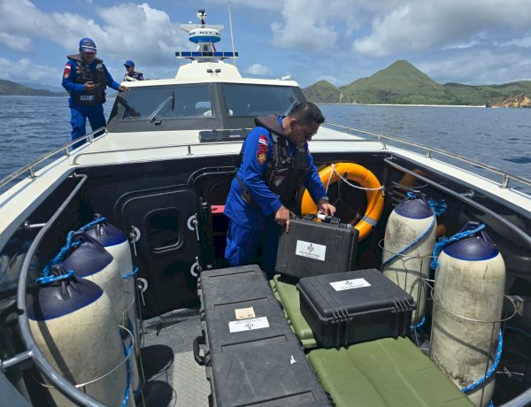Percepat Operasi SAR, Ditpolairud Polda NTT Tambah Underwater Scooter dan Sonar Bawah Laut