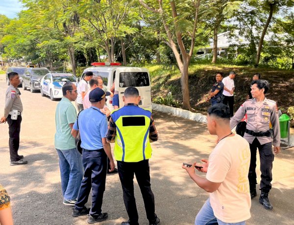 Polda NTT Kawal Kepulangan Jenazah Korban Laka Laut KM Putri Sakinah ke Negara Asal