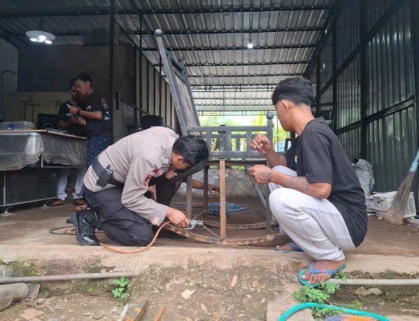 Dari Preman Jalanan Jadi Tukang Las: Kisah Inspiratif Brigpol Paesal Ubah Masa Depan Anak Kampung di Atambua