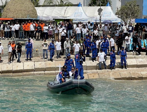 Ditpolairud Polda NTT Dalam Pengamanan Paskah 2026, Kawal 500 Peserta Prosesi Galilea di Teluk Kupang