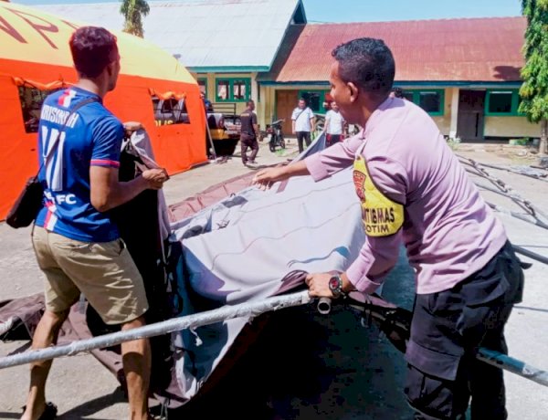 Bhabinkamtibmas Hadir di Tengah Bencana, Tenda Darurat Jadi Ruang Belajar Sementara di Adonara Timur
