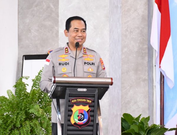 Anggota Bahagia, Pelayanan Prima: Kapolda NTT Dorong Kesehatan Mental Lewat Pelatihan USEFT di Polresta Kupang Kota